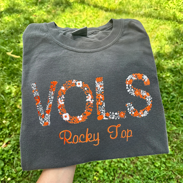 Custom Team Floral Embroidered Sweatshirt Hoodie T-shirt