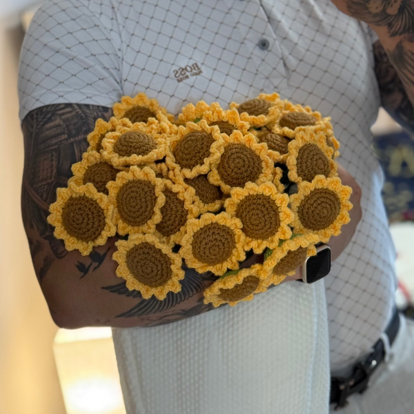 Hand-Knitted Rose Blanket DIY Kit & Ready-Cozy Home Decor-An Ideal Expression of Love