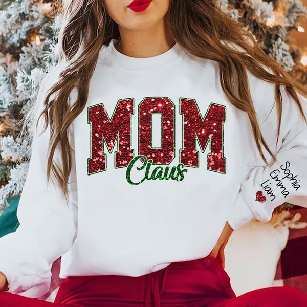 [Online Preview]Glitter Gigi Claus Christmas Sweatshirt With Grandkids on Sleeve