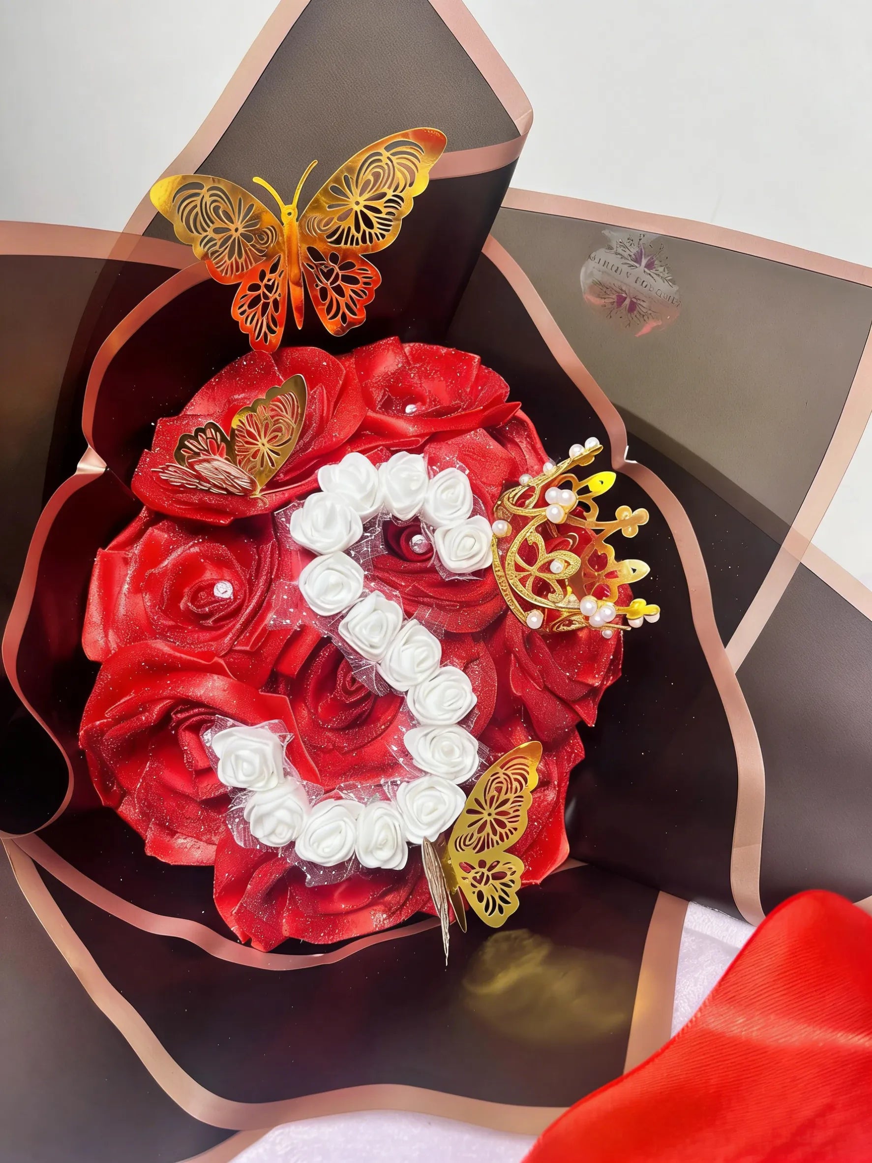 Personalized Glittery Eternal Rose Bouquet Letter – Broderft